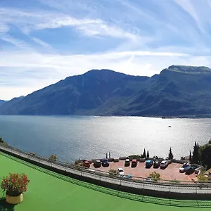Village Bazzanega - Montagnoli Group Hotell